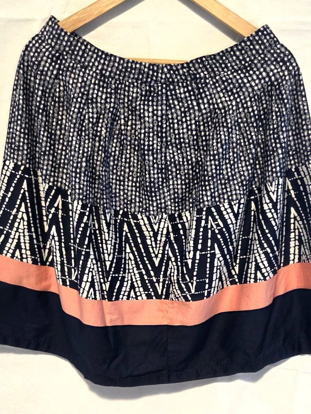 George Skirt - Navy with Coral Accent Patterned Flared, Knee Lengt Skirt Size 10